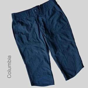 COLUMBIA | NWOT | WOMENS LONG SHORT BLACK OUTDOORS HIKING | SIZE: MEDIUM